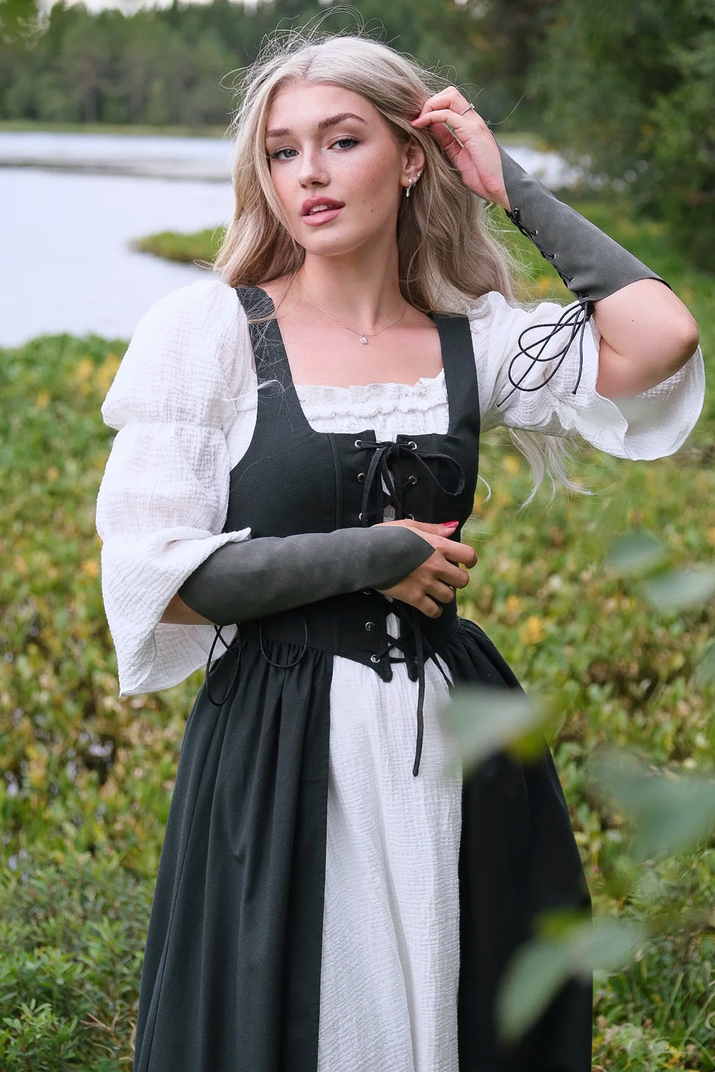 Meadow Overdress - Pine Green