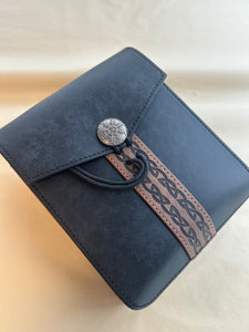 Adventurer Belt Bag