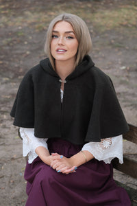 Woodland Wool Capelet - Pine