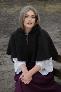 Woodland Wool Capelet - Pine